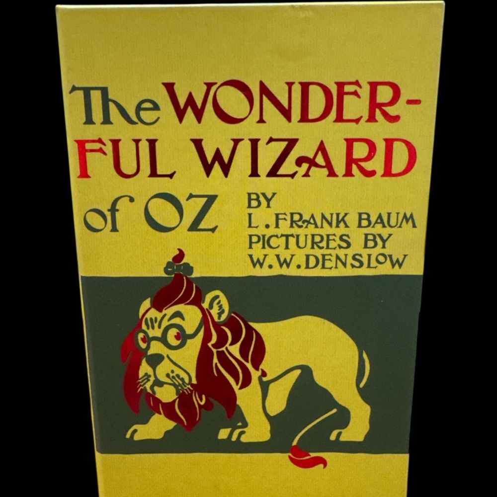 SOLD The Wonderful Wizard of Oz StoryBook Cosmetics NEW!